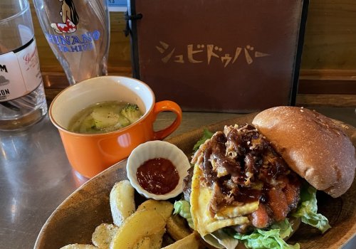 鳥取駅前の「シュビドゥバー」で鳥取ご当地ハンバーガーを食べてきました！