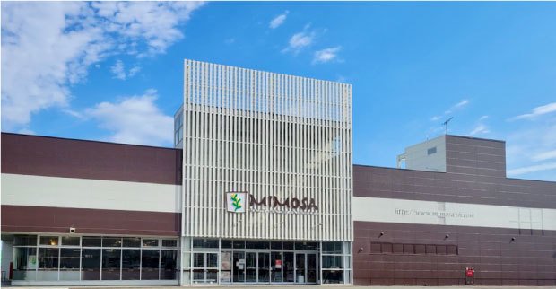 コスメ＆雑貨専門店スタッフ（ミモザ鳥取店）